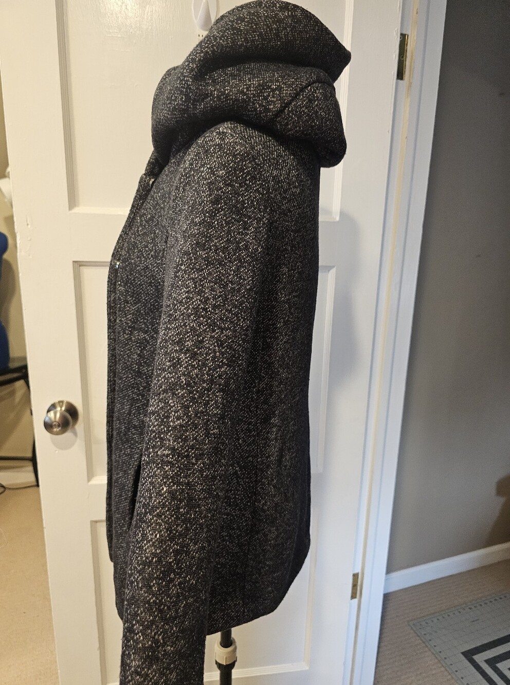 Women’s Black Heathered Double-Breasted Hooded Coat - Picture 3 of 10